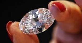 $3.3m Magnificent Large Oval Diamond put on auction 